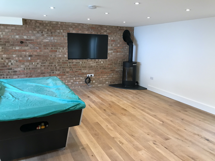 garage-conersion-to-pool-and-tv-room-in-cumnor-05